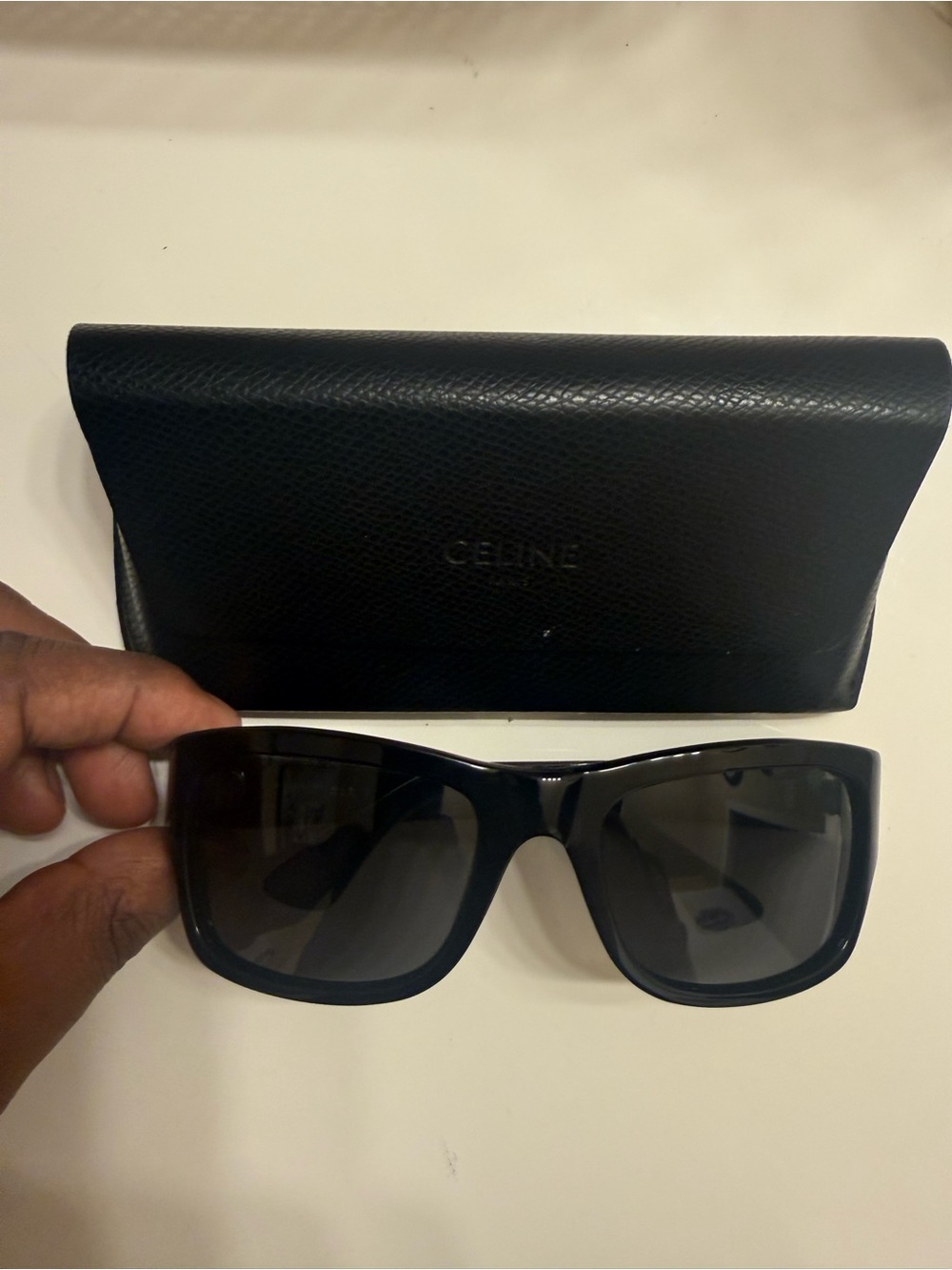 Authentic Celine Black Square CL40079I Sunglasses with Case